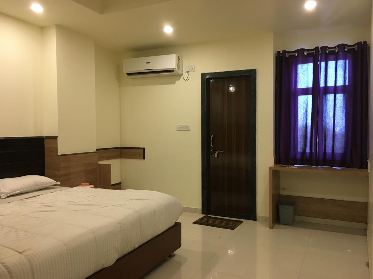 Hotel Kailash Presidency Bhopal Exterior foto